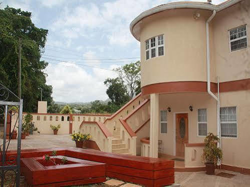 Valley Breeze Guest House St Andrew Buitenkant foto